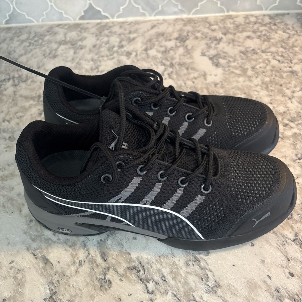NEW! Puma Safety Women's Celerity Knit Low Black SD Steel Toe Shoes SIZE 7.5